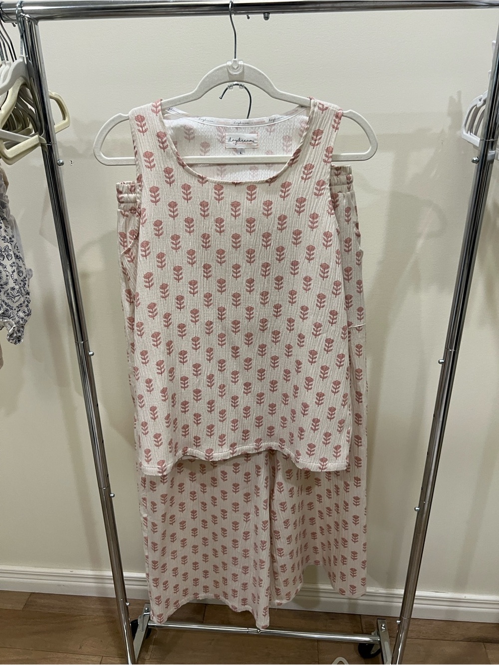 Lightweight Floral Sleeveless Lounge Set in Blush Pink